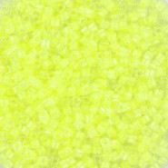 Miyuki delica kralen 11/0 - Luminous lime aid DB-2031